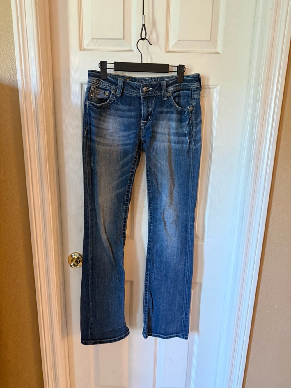 Women's Mid-Rise Blue Bootcut Jeans  28/34